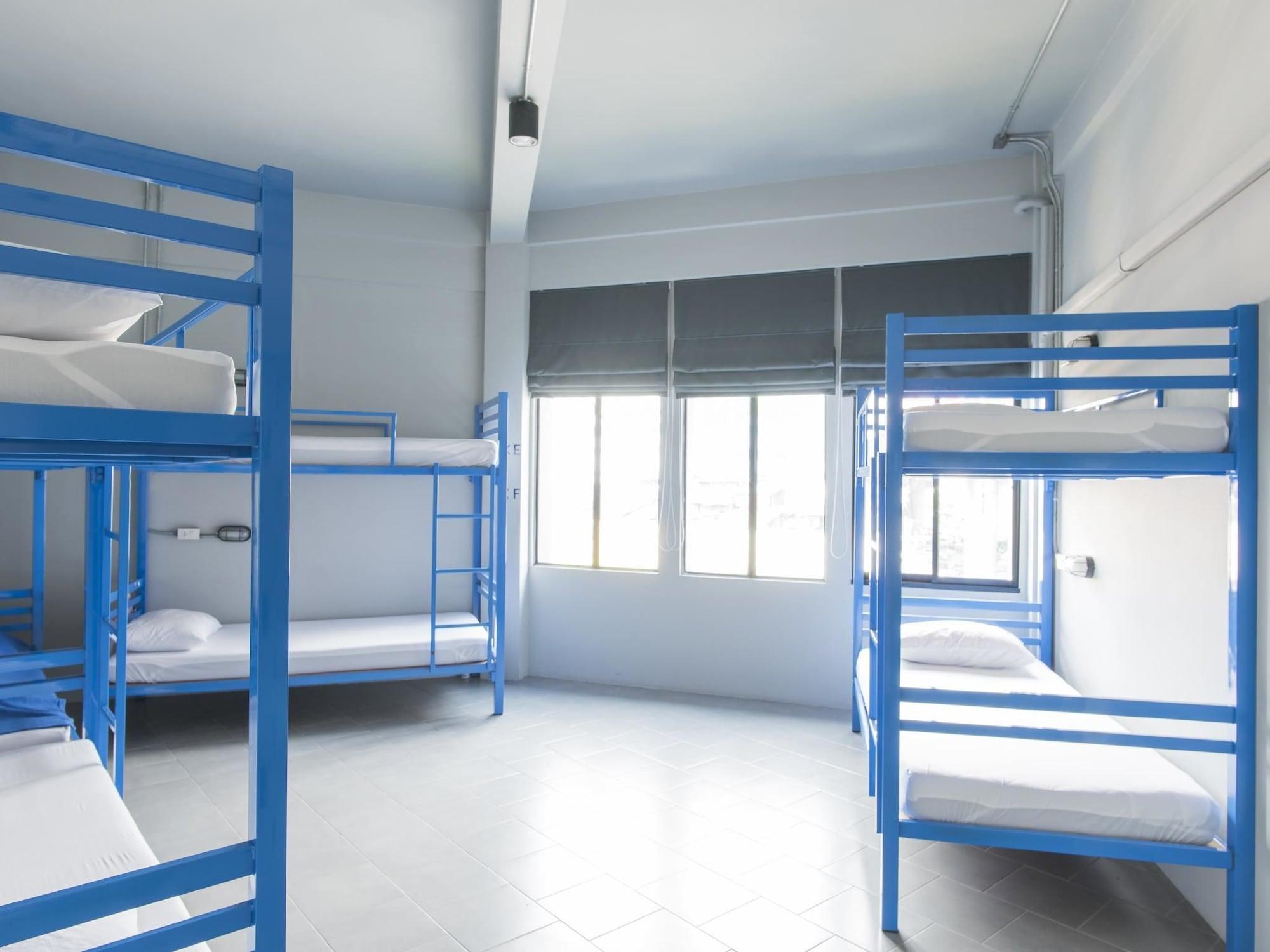 Loftel Station Hostel Bangkok Esterno foto
