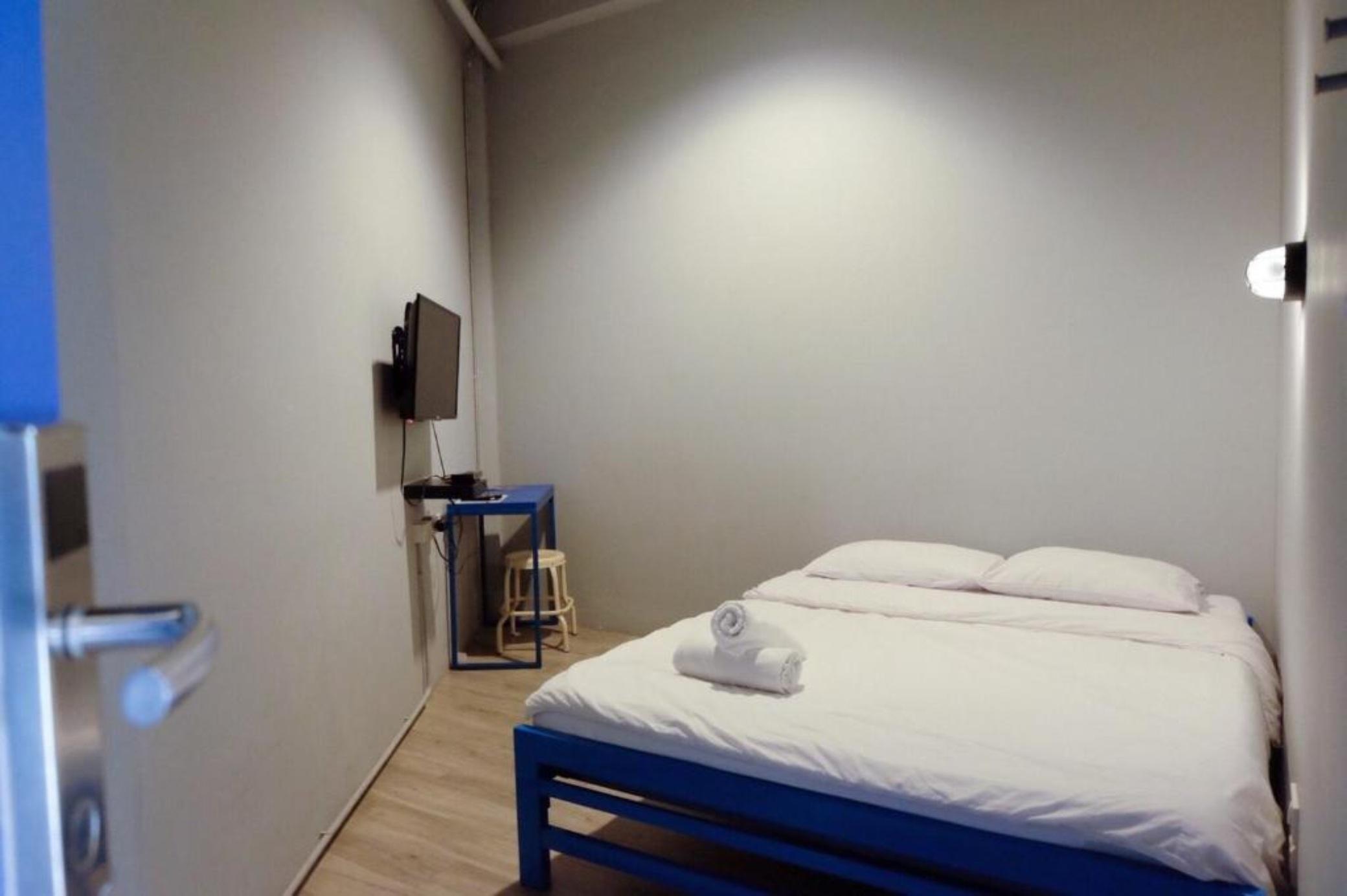 Loftel Station Hostel Bangkok Esterno foto