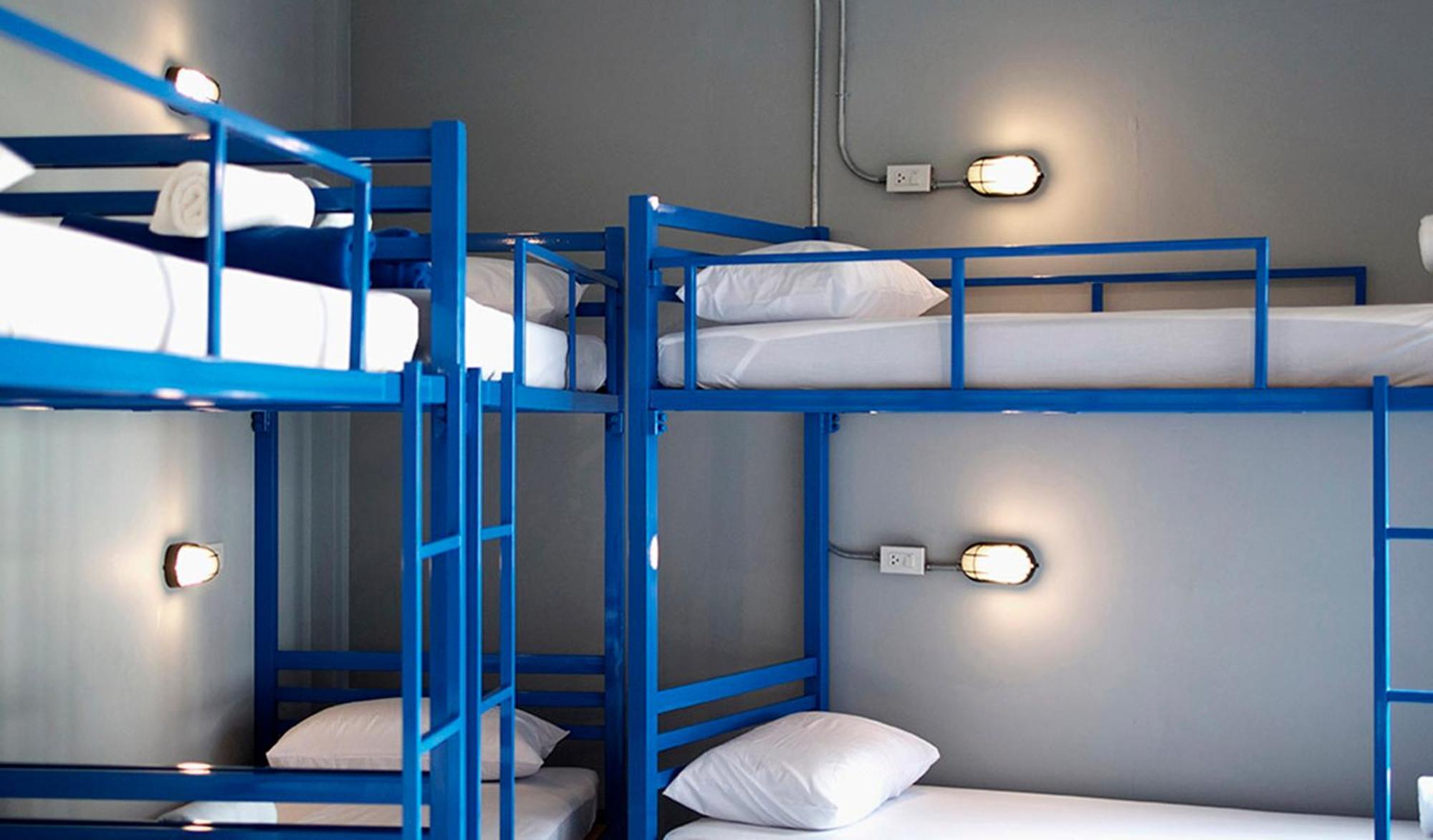 Loftel Station Hostel Bangkok Esterno foto