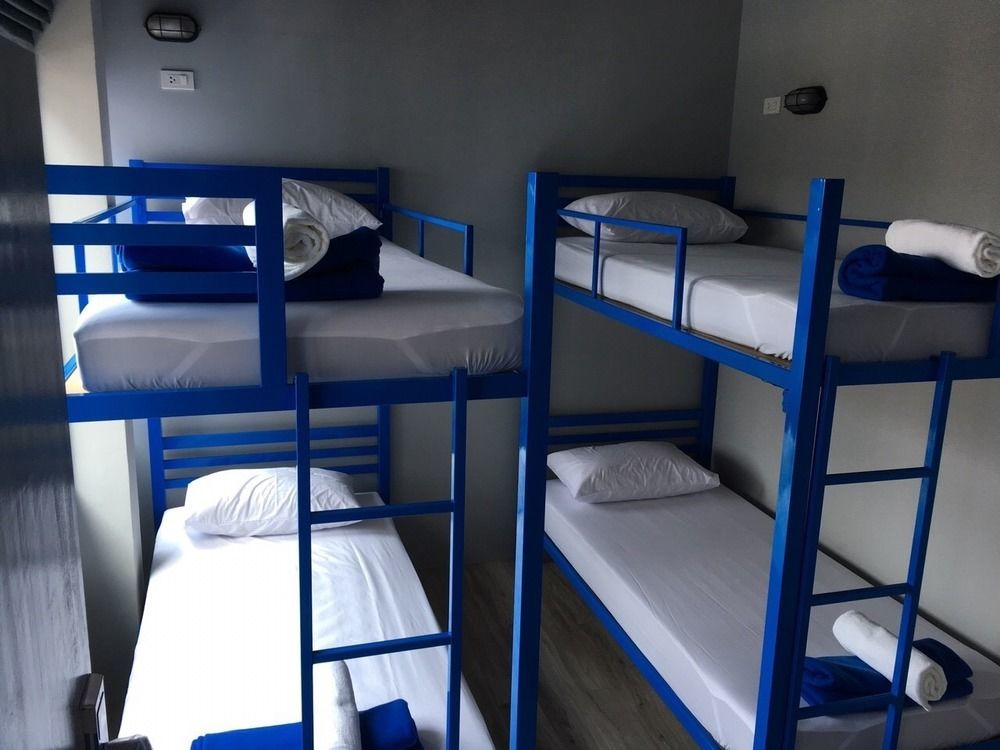 Loftel Station Hostel Bangkok Esterno foto